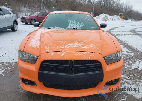 2014 Dodge Charger Srt8 из США, поврежденный, VIN 2C3CDXEJ6EH165537